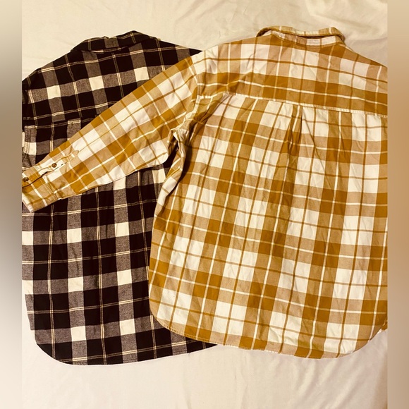 Lot of 2 Women's Long Sleeve Flannel Button-Down Shirt - Universal Thread - Picture 4 of 9